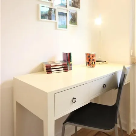 Retreat - Entrecampos 아파트 리스본